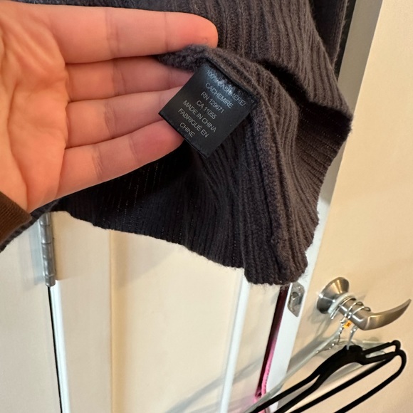 360 CASHMERE STAR SWEATER - Picture 3 of 3